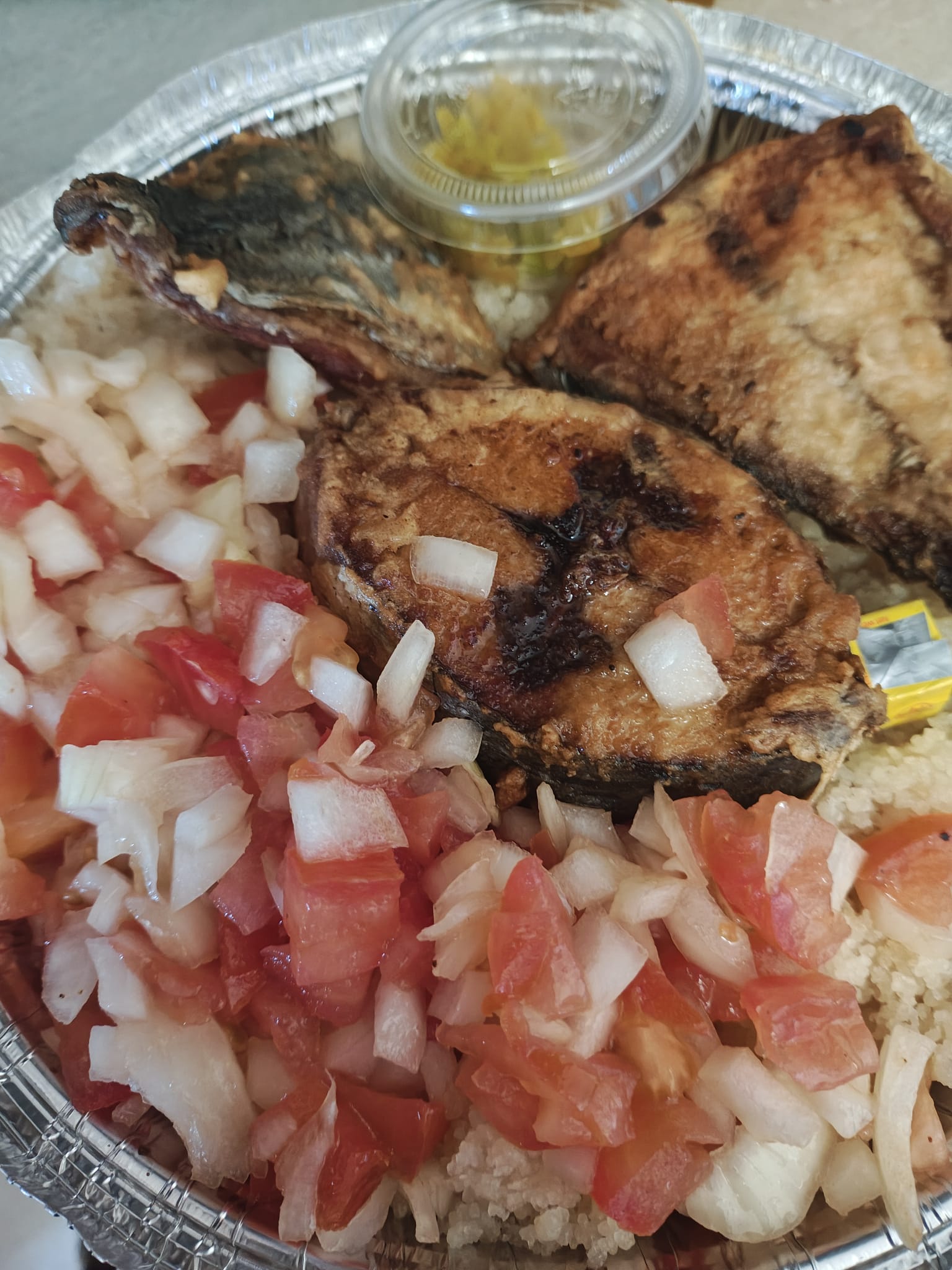 Garba (Attieké poisson thon)